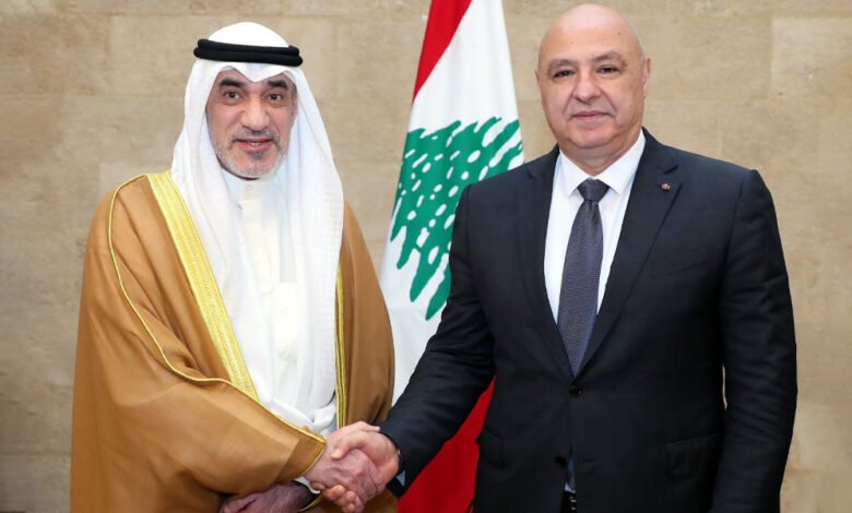 الرئيس-اللبناني-يعرب-عن-شكره-لدولة-الكويت-أميرا-وحكومة-وشعبا-على-الدعم-المقدم-لبلاده