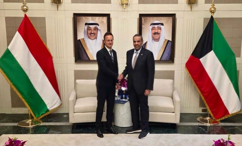 وزير-الخارجية-يلتقي-في-نيويورك-وزير-الخارجية-والتجارة-بهنغاريا-على-هامش-الأسبوع-رفيع-المستوى-للجمعية-العامة-للأمم-المتحدة-الـ80