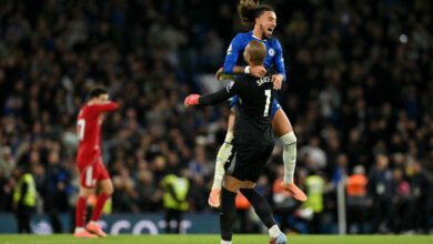 الدوري-الإنكليزي:-أرسنال-ينفرد-بالصدارة-بعد-خسارة-قاتلة-لليفربول-أمام-تشلسي