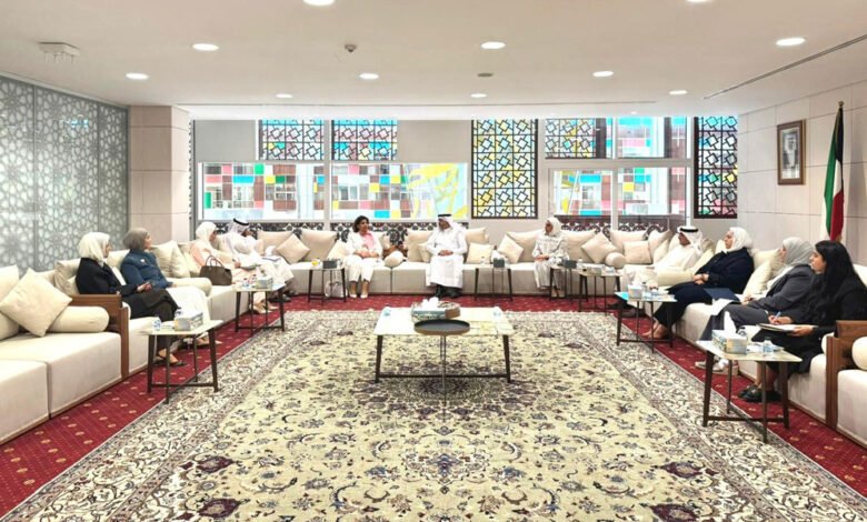 “الشؤون”-و”الخارجية”-تبحثان-تعزيز-التعاون-للارتقاء-بتصنيف-الكويت-في-مجال-حقوق-الإنسان
