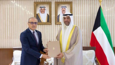 سمو-أمير-البلاد-يتلقى-رسالة-خطية-من-الرئيس-التونسي-تسلمها-وزير-الخارجية