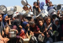 الاحتلال-يعلق-دخول-المساعدات-الإنسانية-إلى-قطاع-غزة