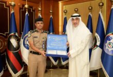 النائب-الأول-ووزير-الداخلية-يتسلم-النسخة-الرابعة-من-قانون-المرور-ولائحته-التنفيذية-لعام-2025