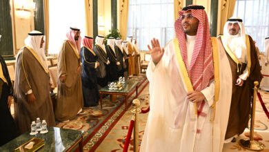ممثل-خادم-الحرمين-وولي-العهد-السعودي-يقدم-واجب-العزاء-في-وفاة-الشيخ-علي-عبدالله-الأحمد-الجابر-الصباح