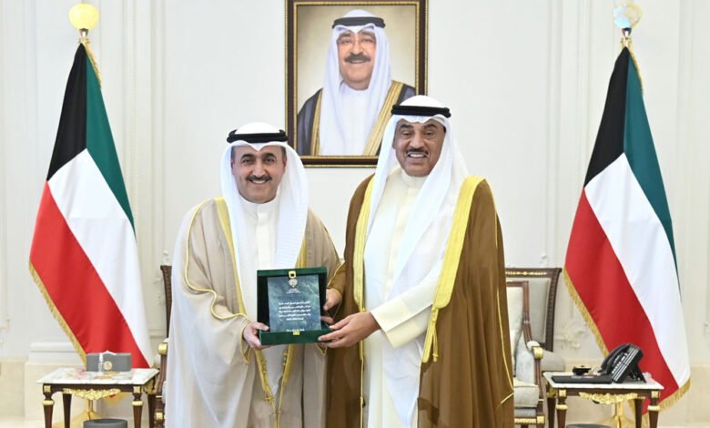 سمو-ولي-العهد-يستقبل-رئيس-ديوان-المحاسبة