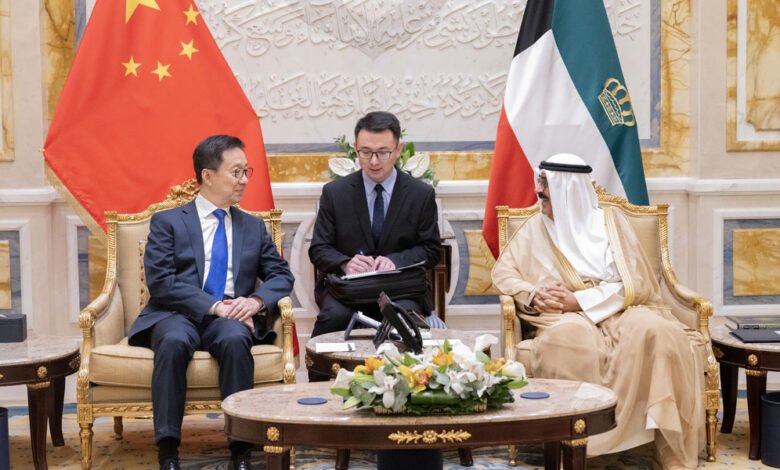 سمو-أمير-البلاد-يستقبل-نائب-الرئيس-الصيني-بمناسبة-زيارته-الرسمية-للبلاد