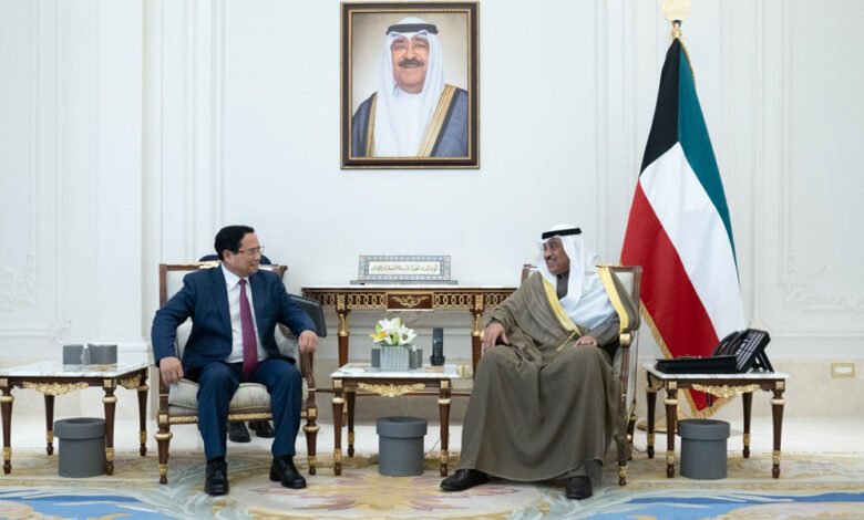 سمو-ولي-العهد-يستقبل-رئيس-وزراء-فيتنام