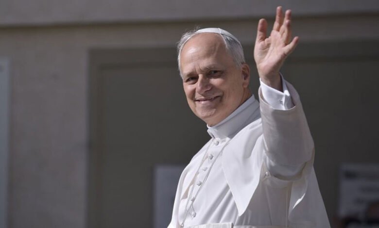 حزب-الله-يدعو-البابا-لرفض-عدوان-الاحتلال-لدى-زيارته-لبنان