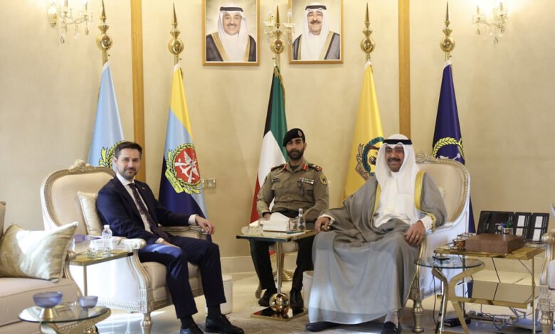 وزير-الدفاع-يبحث-مع-سفير-بولندا-عددا-من-المواضيع-ذات-الاهتمام-المشترك