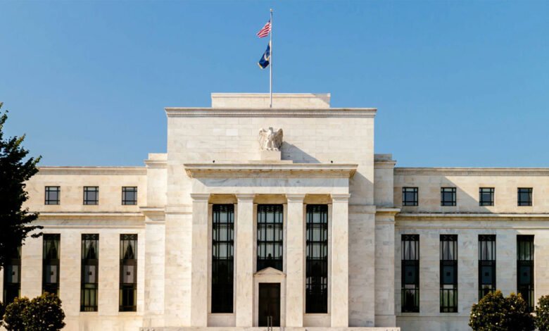 الاحتياطي-الفيدرالي-يخفض-سعر-الفائدة-الأمريكية-ربع-نقطة-مئوية-إلى-3.75%