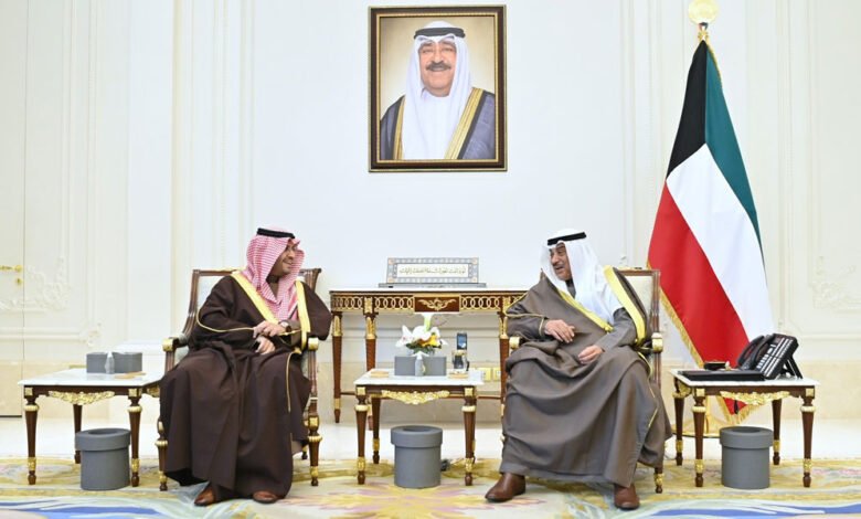 سمو-ولي-العهد-يستقبل-وزير-الدولة-عضو-مجلس-الوزراء-السعودي-الأمير-تركي-بن-محمد-بن-فهد