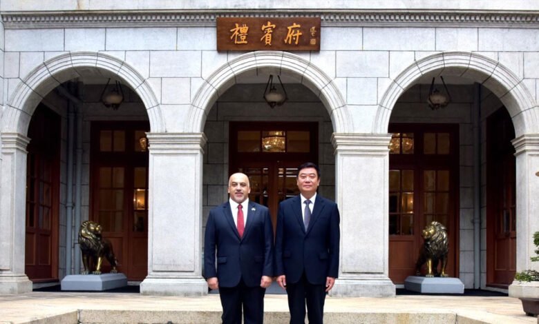 توقيع-اتفاقية-شراء-قطعة-أرض-لإنشاء-مباني-قنصلية-الكويت-في-كوانزو