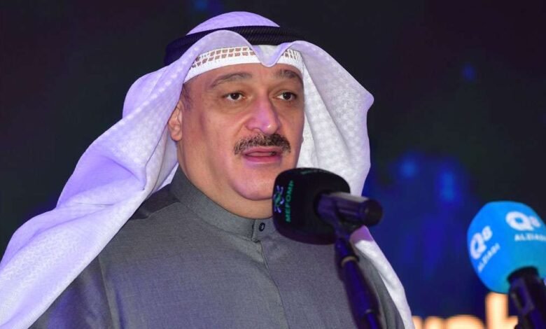 وزير-الصحة-يصدر-قرارًا-وزاريًا-بتشكيل-لجنة-مختصة-للنظر-في-مخالفات-المراكز-الصيدلية-الأهلية-وتداول-الأدوية-والمنتجات-الطبية