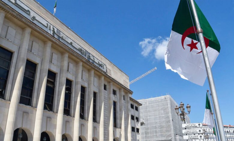 مجلس-الأمة-الجزائري-يصادق-على-قانون-تجريم-الاستعمار-الفرنسي