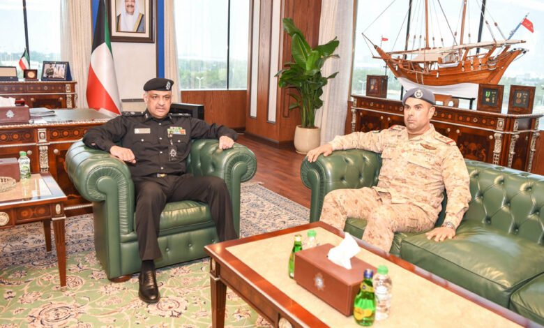 وكيل-وزارة-الداخلية-يبحث-مع-نائب-رئيس-الأركان-سبل-تعزيز-التعاون-والتنسيق-المشترك