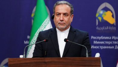 عراقجي-يحذّر-الولايات-المتحدة-من-أن-“إصبع-طهران-على-الزناد”