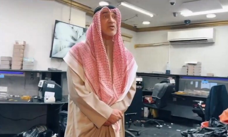 النائب-الأول-ووزير-الداخلية-يشرف-على-عملية-ضبط-تشكيل-عصابي-متورط-بقضايا-نصب-إلكتروني-وغسل-الأموال