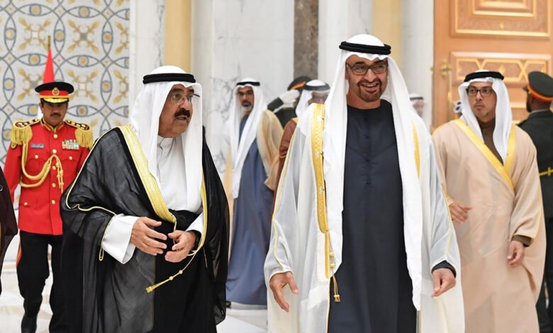 سمو-أمير-البلاد-يتلقى-اتصالا-هاتفيا-من-رئيس-دولة-الإمارات-العربية-المتحدةسمو-أمير-البلادسمو-أمير-البلاد-يتلقى-اتصالا-هاتفيا-من-رئيس-دولة-الإمارات-العربية-المتحدة