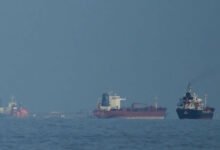 سفينتان-متجهتان-إلى-الهند-تعبران-مضيق-هرمز