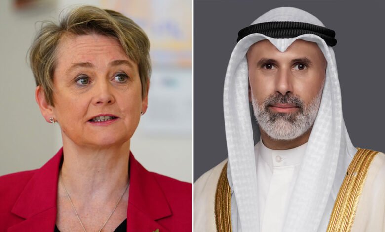 وزير-الخارجية-يبحث-هاتفيا-مع-وزيرة-الخارجية-في-المملكة-المتحدة-التصعيد-العسكري-في-المنطقة