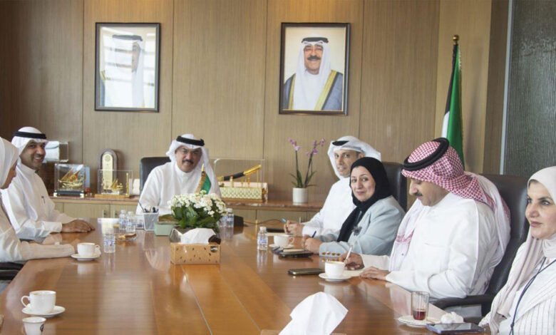 وزير-التربية-يعقد-اجتماعا-موسعا-لمتابعة-سير-العملية-التعليمية-وبحث-اتخاذ-القرارات-اللازمة